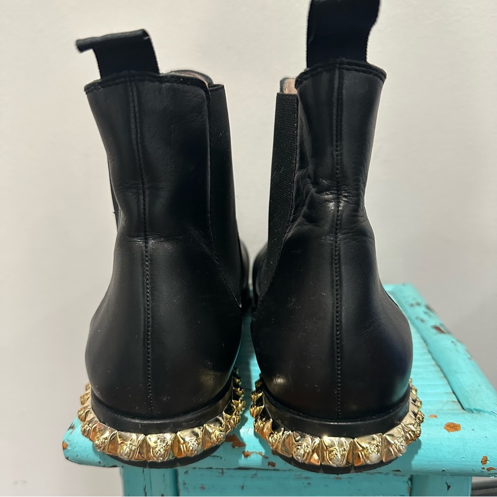 Stuart Weitzman Black Leather Gold Detail on Heels Bootie Size 40 - Picture 4 of 16